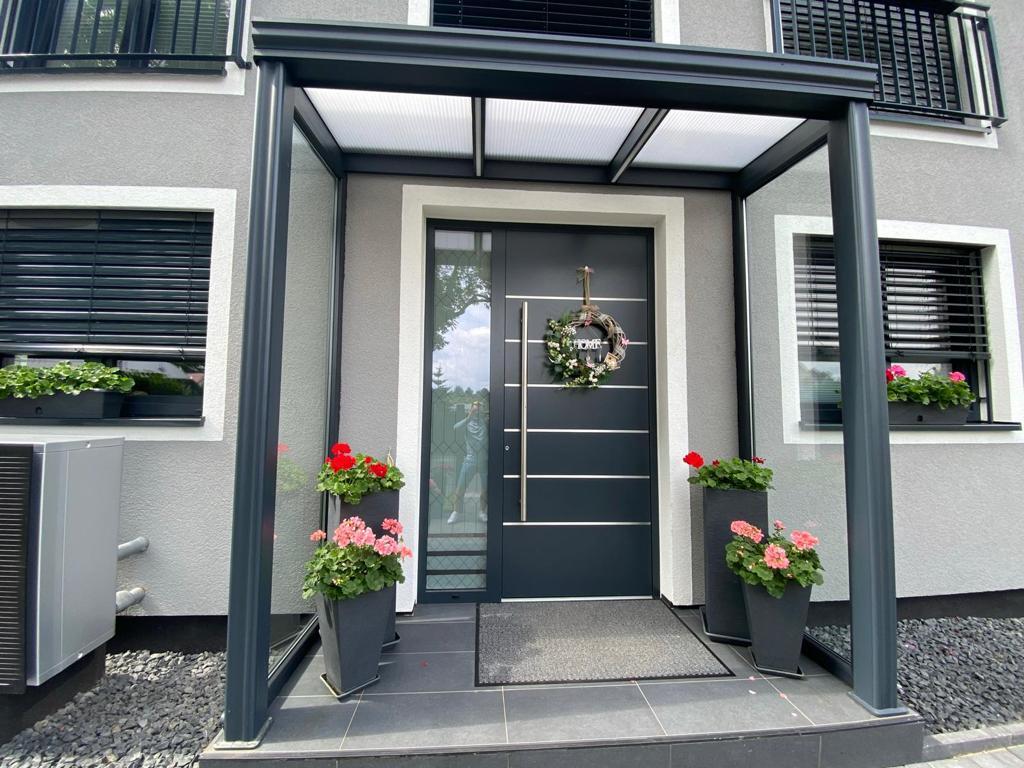 Vordächer für Hauseingänge von ALUDIN aus Mölln